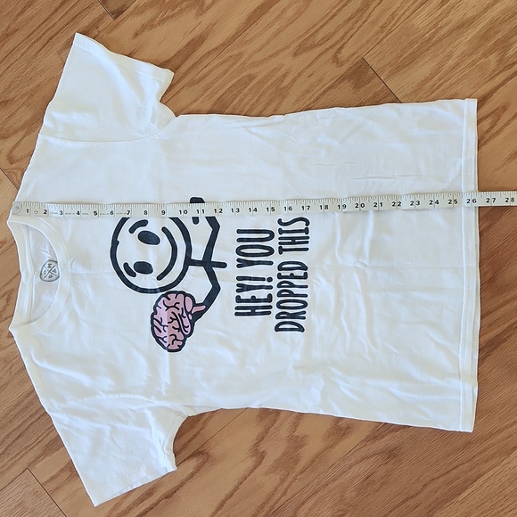 DOM White graphic Tee short sleeves size S - Picture 8 of 10